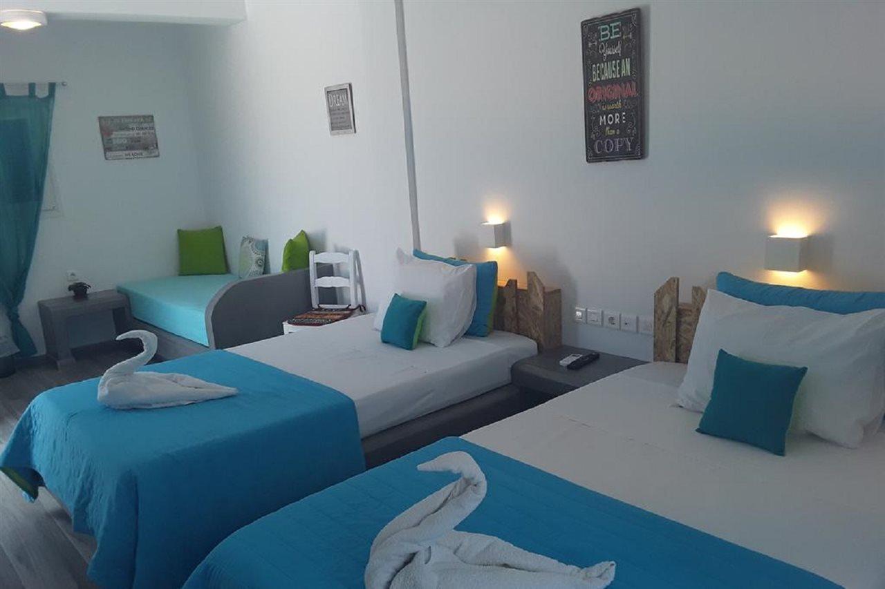 Azalea Hotel Kamári Екстериор снимка